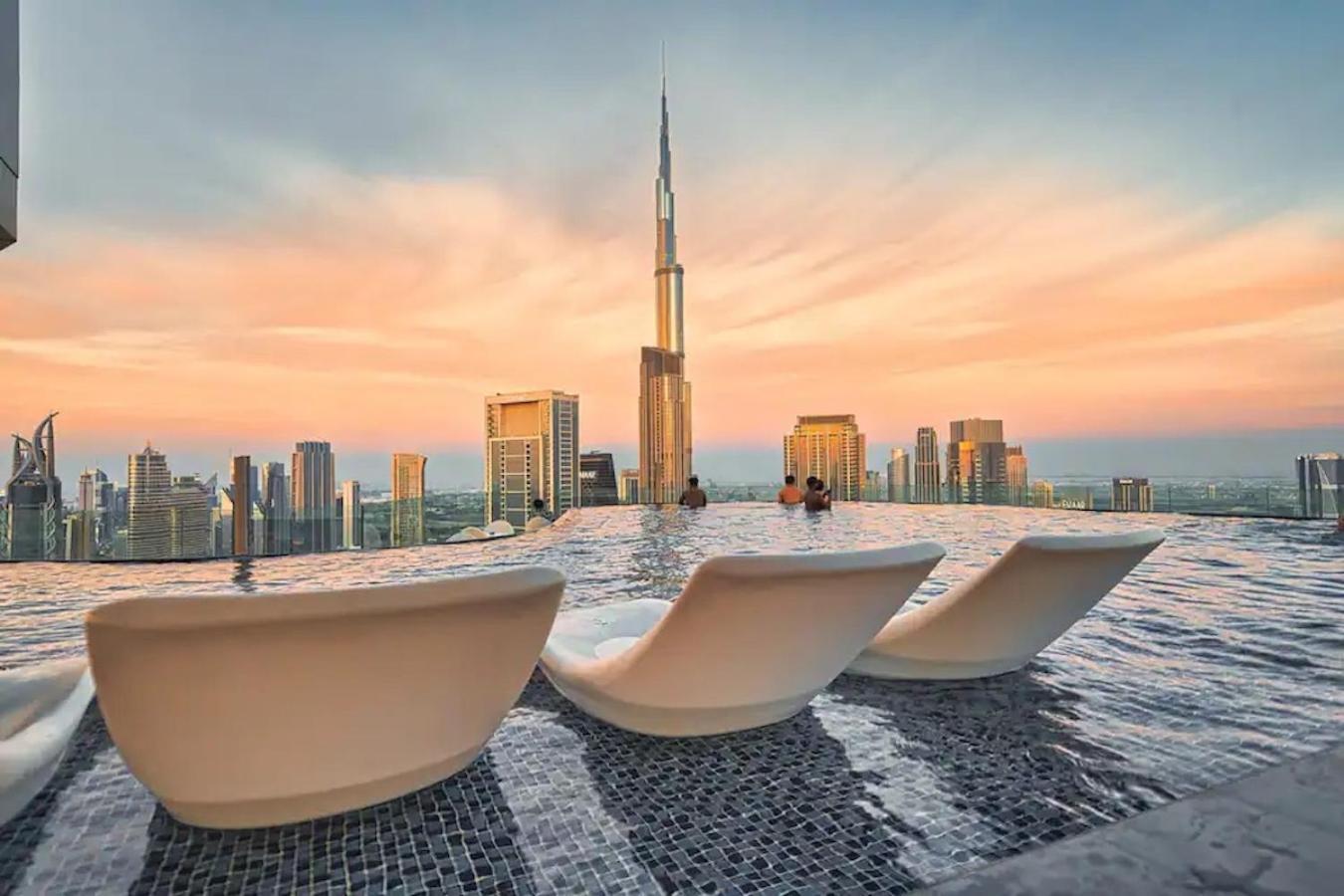 2bd - 6 Guests - 59th Floor, Burj Views 64th Floor Infinity Pool Apartment